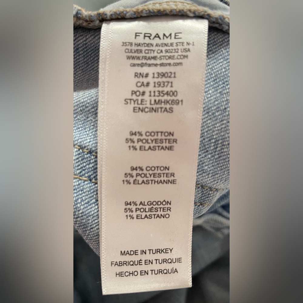 Frame Denim Light Wash Jeans - Picture 12 of 13
